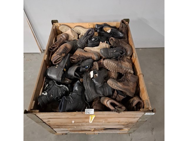 Partij schoenen in diverse soorten en maten, meindl / lowa / haix - afbeelding 2 van  7