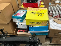 Partij schoenen - afbeelding 3 van  10