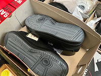 Partij schoenen - afbeelding 6 van  7