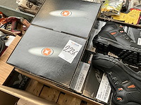 Partij schoenen - afbeelding 2 van  4