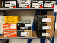 Partij schoenen - afbeelding 3 van  12