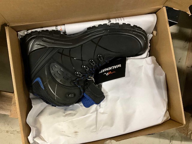 Partij schoenen - afbeelding 2 van  3