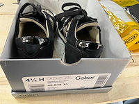 Partij schoenen - afbeelding 2 van  8