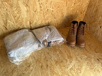 Partij schoenen - afbeelding 1 van  4