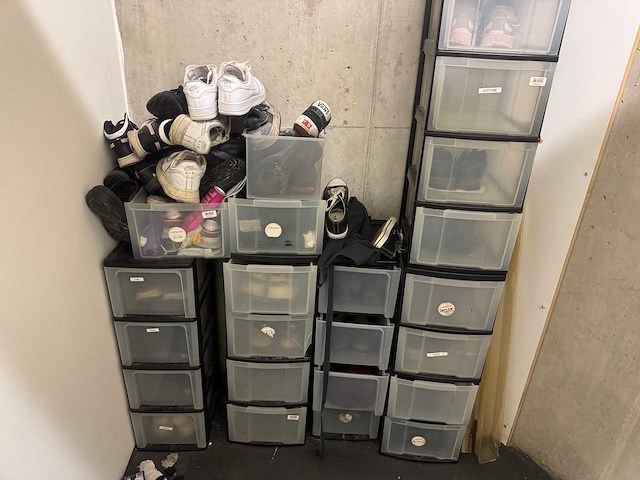 Partij schoenen - afbeelding 2 van  5