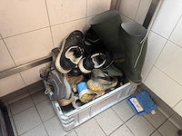 Partij schoenenkasten met inhoud - afbeelding 3 van  3