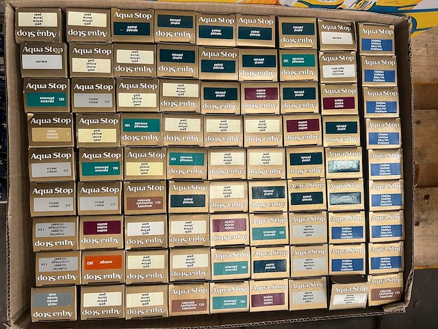 Partij schoenpoets, schoencrème, schoensmeer - afbeelding 3 van  9