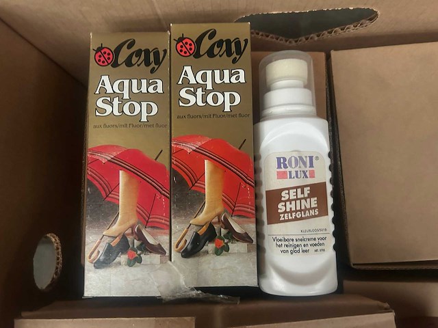 Partij schoenpoets, schoencrème, schoensmeer - afbeelding 3 van  7