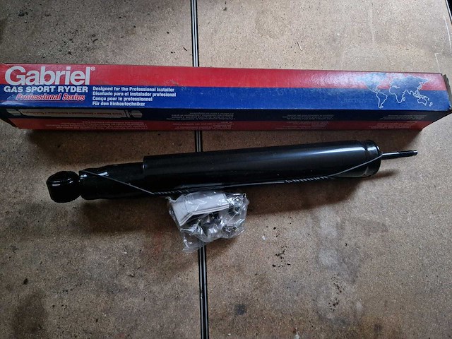 Partij schokbrekers voor usa voertuigen - afbeelding 2 van  29