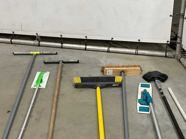 Partij schoonmaak artikelen - afbeelding 5 van  6