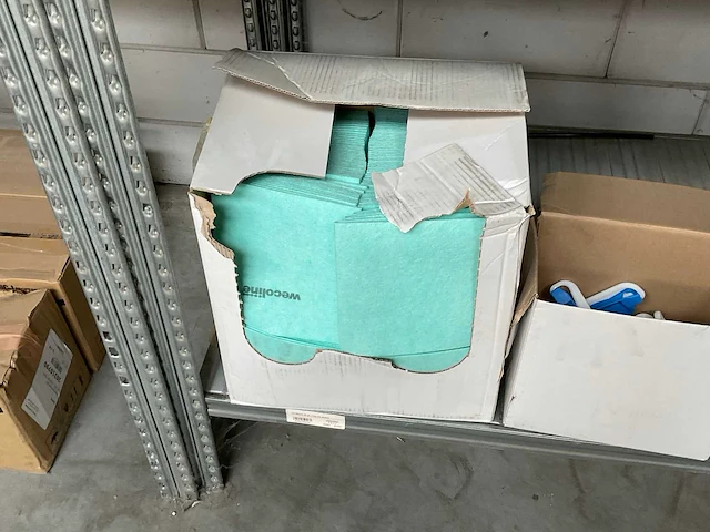 Partij schoonmaak artikelen - afbeelding 11 van  11