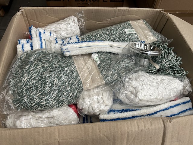 Partij schoonmaakartikelen w.o. afwasborstels - afbeelding 3 van  8