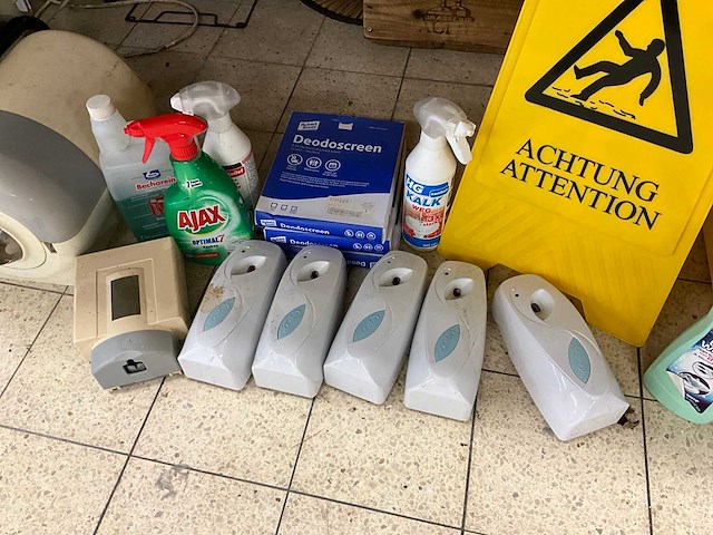 Partij schoonmaakartikelen - afbeelding 5 van  6