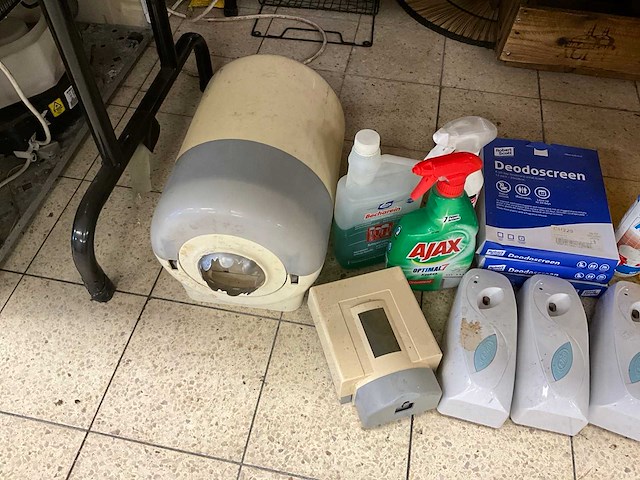 Partij schoonmaakartikelen - afbeelding 6 van  6