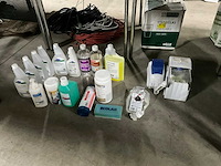 Partij schoonmaakartikelen - afbeelding 2 van  6