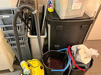 Partij schoonmaakbenodigdheden - afbeelding 9 van  10