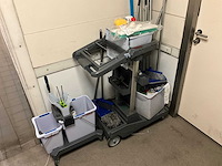 Partij schoonmaakbenodigdheden - afbeelding 1 van  4