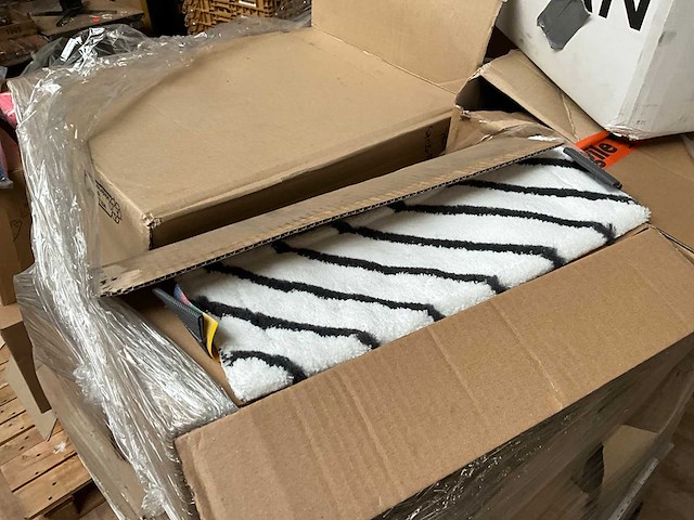 Partij schoonmaakmiddel - afbeelding 13 van  14