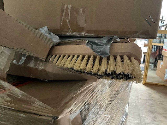 Partij schoonmaakmiddel - afbeelding 20 van  25