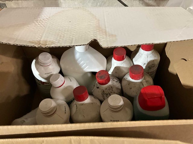 Partij schoonmaakmiddel - afbeelding 6 van  11