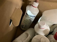 Partij schoonmaakmiddel - afbeelding 7 van  11