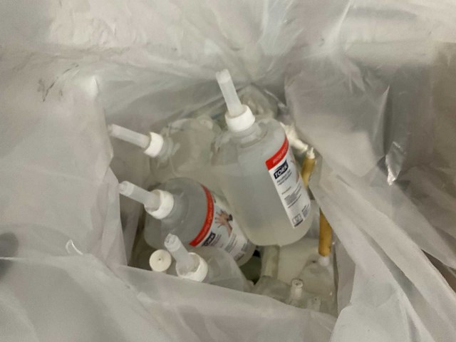 Partij schoonmaakmiddel - afbeelding 10 van  11