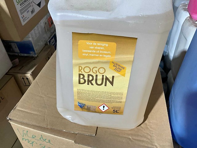 Partij schoonmaakmiddel - afbeelding 2 van  6