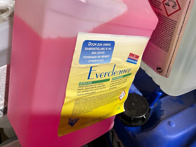 Partij schoonmaakmiddel - afbeelding 4 van  7