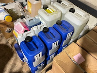 Partij schoonmaakmiddel - afbeelding 7 van  7