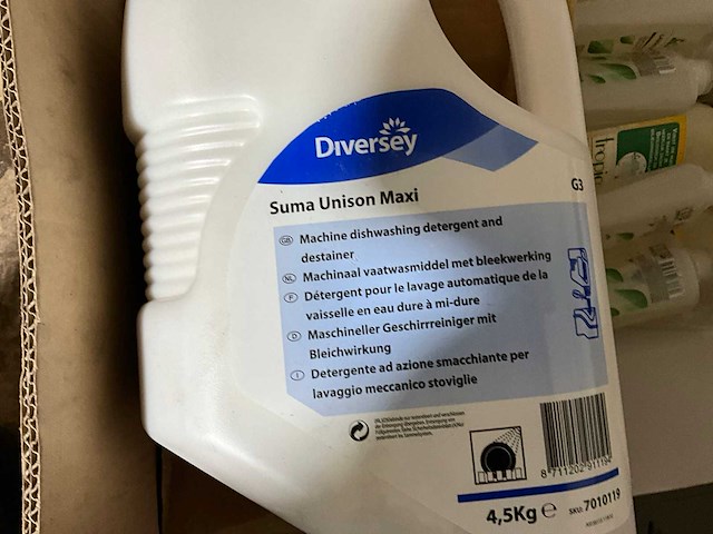 Partij schoonmaakmiddel - afbeelding 2 van  11