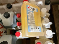 Partij schoonmaakmiddel - afbeelding 9 van  11