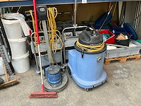 Partij schoonmaakmiddelen en apparatuur - afbeelding 6 van  13