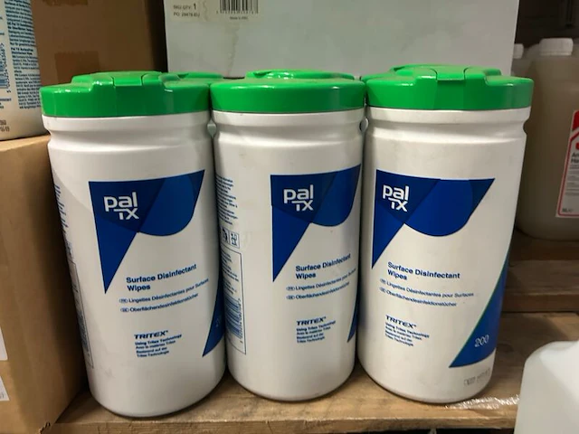 Partij schoonmaakmiddelen, hygiëneproducten en reinigingschemicaliën w.o. paltix, unox, jantex - afbeelding 2 van  8