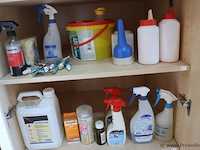 Partij schoonmaakmiddelen o.a. hg vuilafstotende polish voor kunststof, wasbenzine & ammoniak - afbeelding 4 van  5
