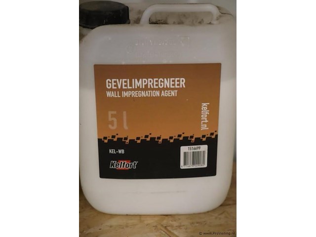 Partij schoonmaakmiddelen o.a. mos-en groenreiniger, brand & roetreiniger - afbeelding 2 van  5