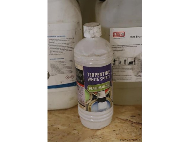 Partij schoonmaakmiddelen o.a. mos-en groenreiniger, brand & roetreiniger - afbeelding 5 van  5