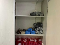 Partij schoonmaakmiddelen - afbeelding 8 van  10