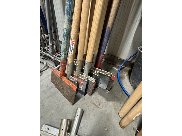 Partij schrapers en rollers - afbeelding 2 van  6