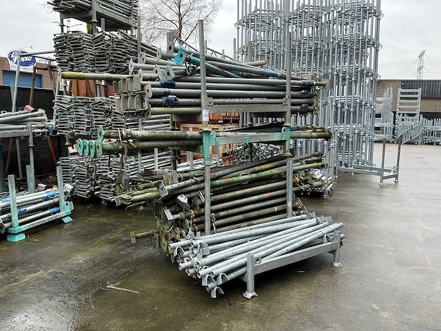 Partij schroefstempels - afbeelding 1 van  13