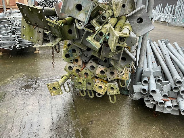 Partij schroefstempels - afbeelding 10 van  13