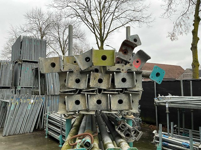 Partij schroefstempels - afbeelding 13 van  13