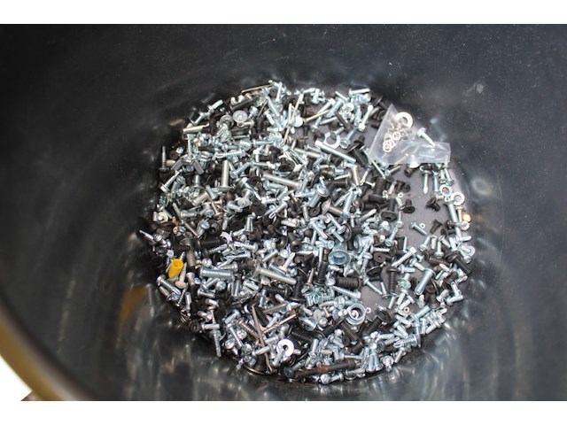 Partij schroeven ca 2300 gram - afbeelding 6 van  9