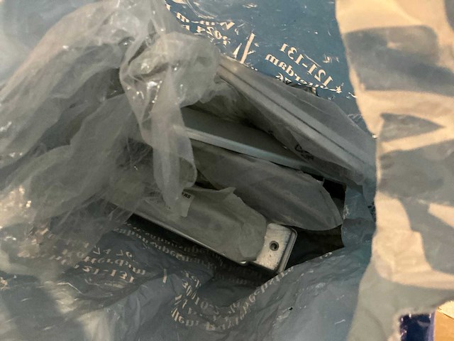 Partij schroeven en hang-en sluitwerk - afbeelding 8 van  10