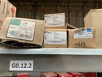 Partij schroeven en montageclips - afbeelding 6 van  11