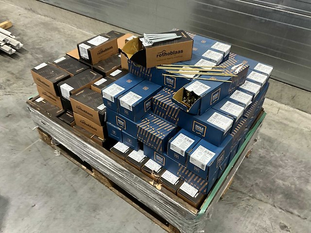 Partij schroeven - afbeelding 2 van  4