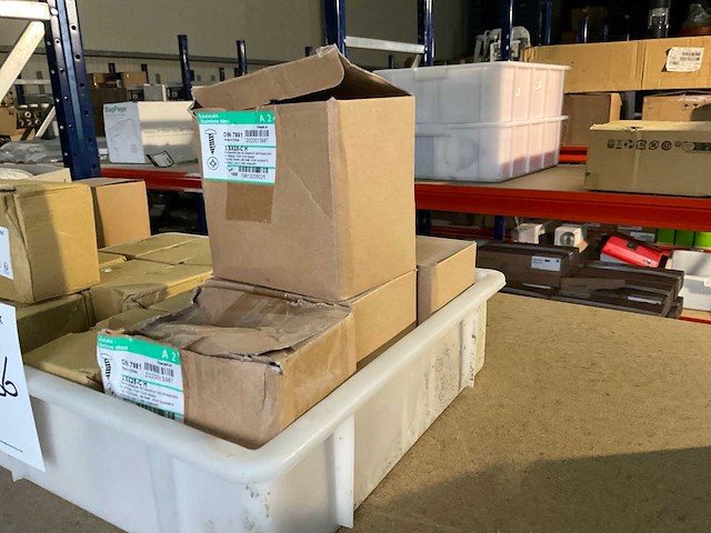 Partij schroeven - afbeelding 2 van  7