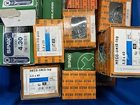 Partij schroeven - afbeelding 2 van  8