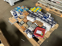 Partij schroeven - afbeelding 2 van  2