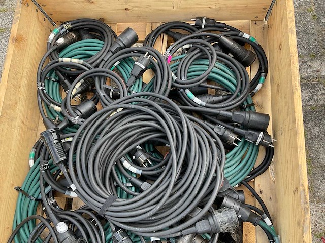 Partij schuco kabels, 230v - afbeelding 1 van  1