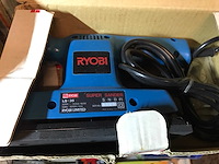 Partij schuurmachine’s-en papier - afbeelding 3 van  5